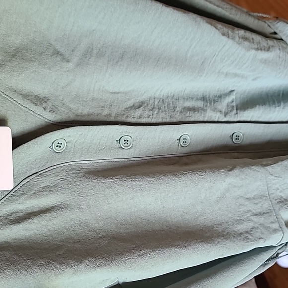 Lucky Brand Wavy Crepe Flutter Sleeve Shirt Mini Dress Size Medium - Picture 9 of 13